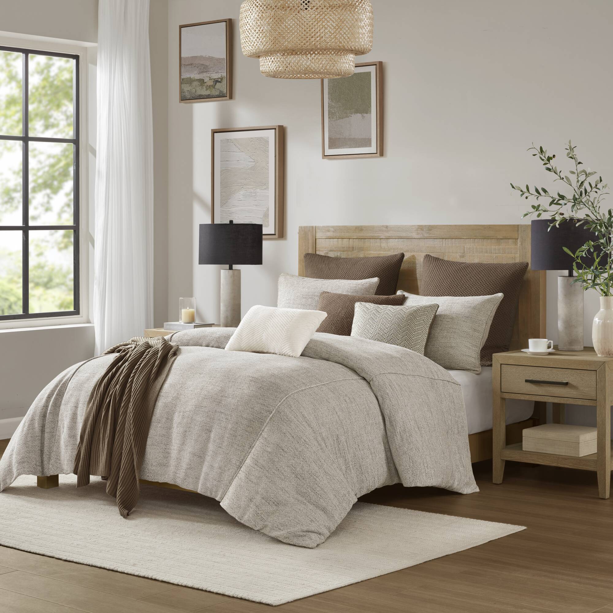 Madison Park Signature Chapman Comforter Set — Neutral Ivory, lifestyle