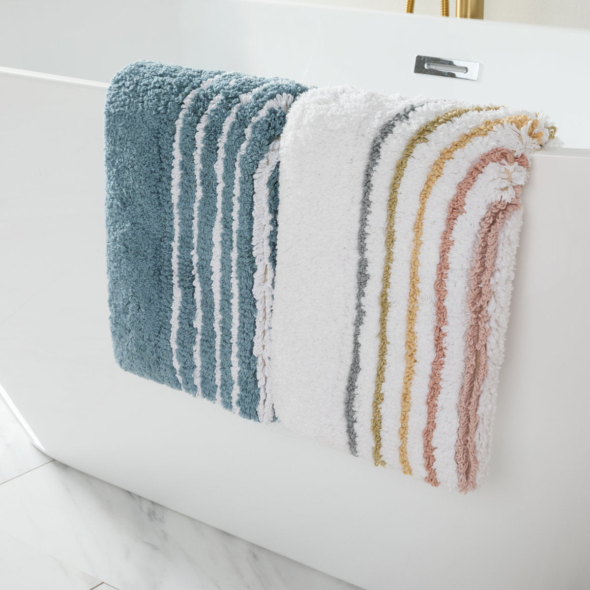 100% Cotton Pattern Bath Mat in Rainbow