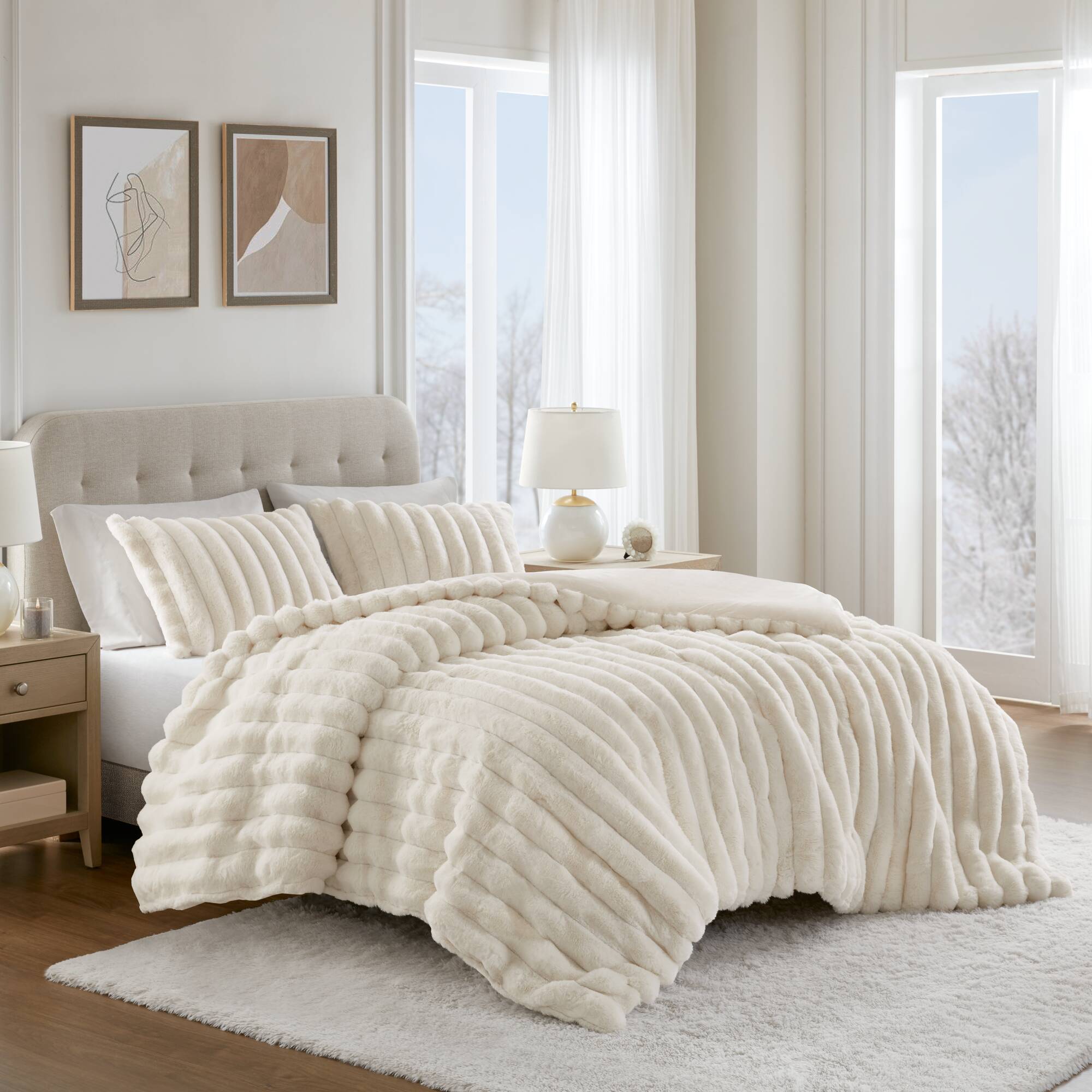 Madison Park Jasmine Faux Fur Comforter Set — Ivory, full bed view