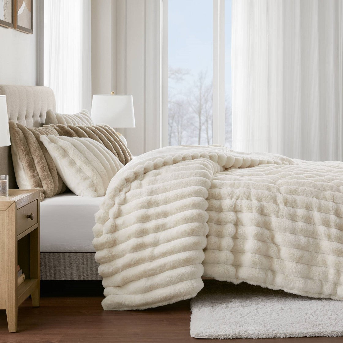 Jasmine 3-Piece Faux Fur Comforter Set