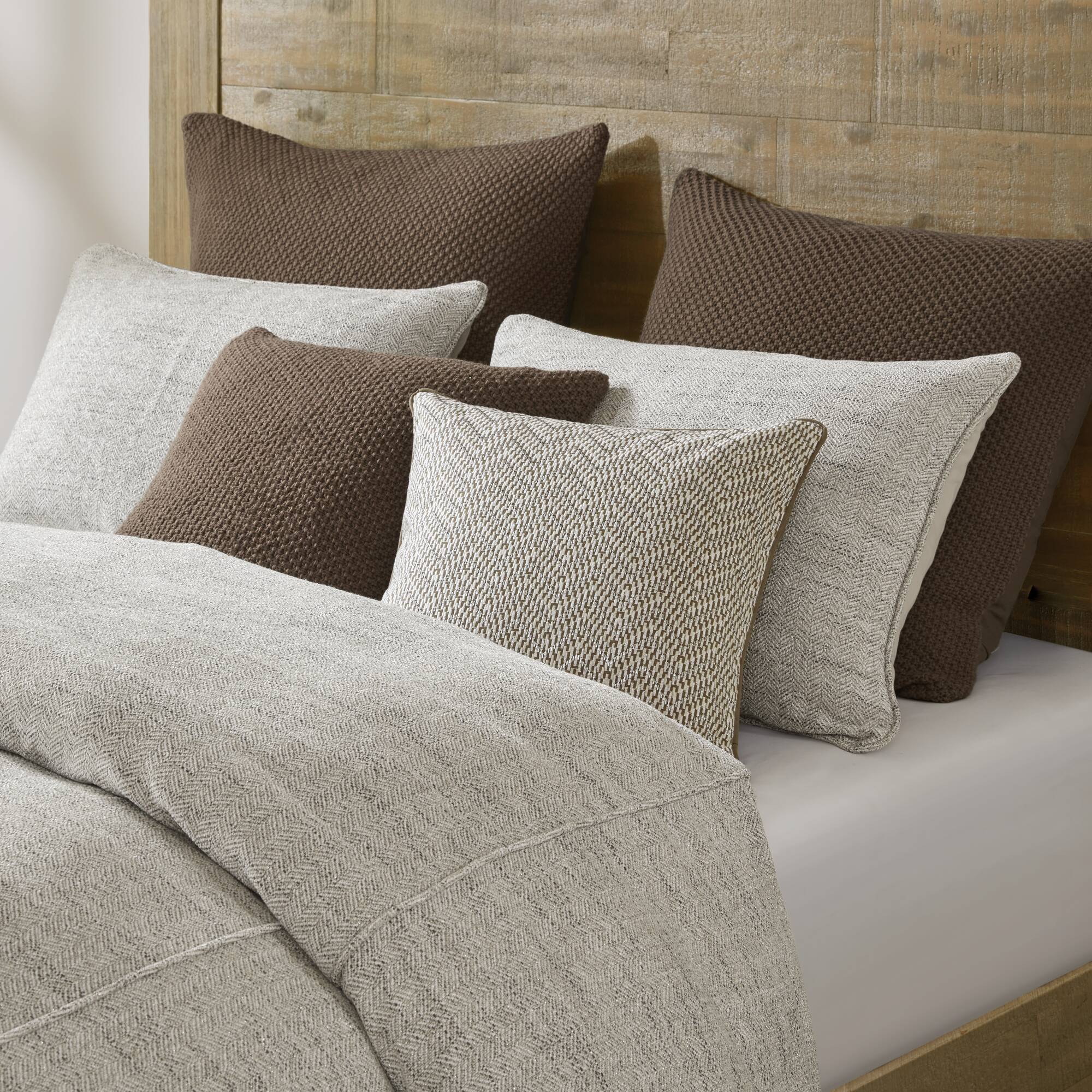 Madison Park Signature Chapman Comforter Set — bedroom setting